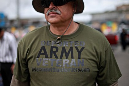 Постановка на воинский учет в США является обязательной для всех граждан мужского пола в возрасте от 18 до 25 лет.