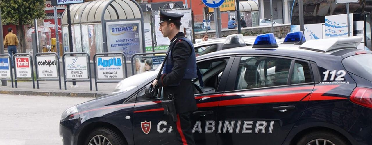 В Италии молдаванку и ее сына судят за мошенничество.