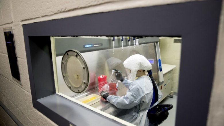 ВОЗ намерена проверить лаборатории, в районе которых были случаи COVID-19.