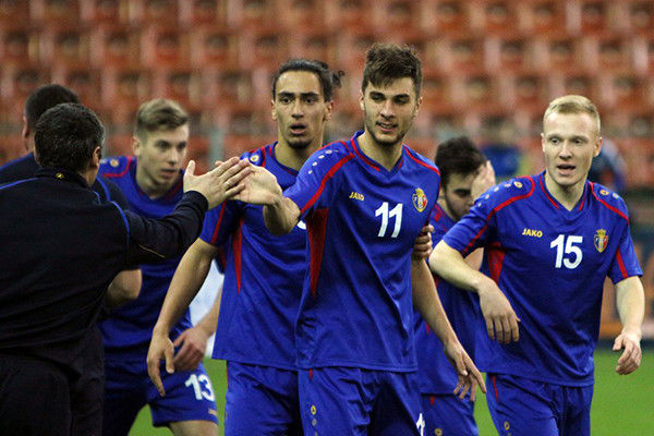 Подопечные Дэнуца Опри выиграли со счетом 1-0 матч с Казахстаном, и 2-0 с Киргизией.