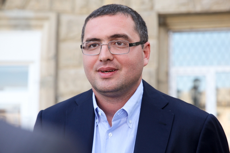 Лидер «Нашей Партии» поздравил работников железнодорожного транспорта, которые  в первое воскресенье августа отмечают свой профессиональный день.