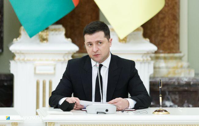 Зеленский провел срочные консультации с Макроном и Шольцем после заявлений на Совбезе РФ.