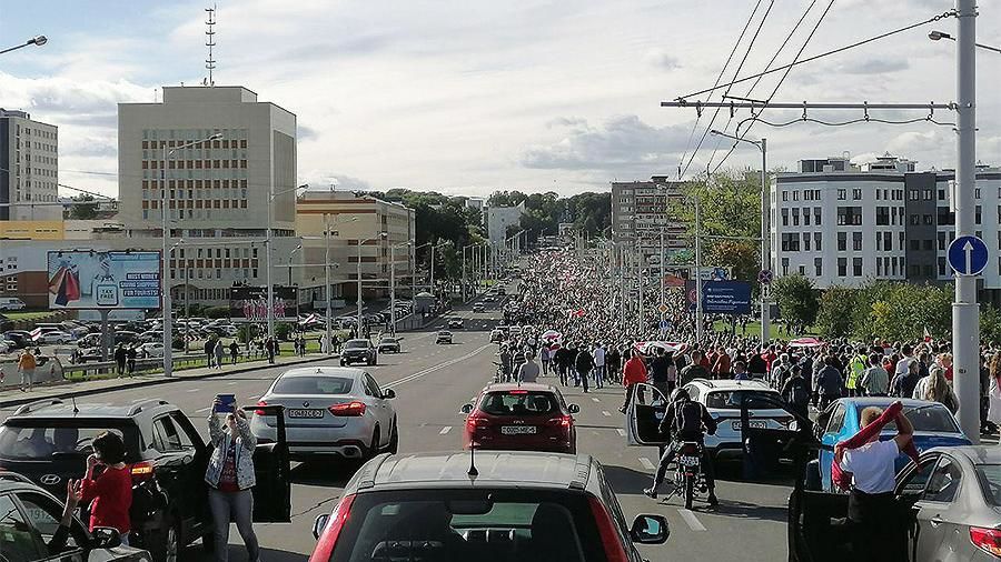 Власти Минска оценили ущерб городу от протестов более чем в $289 тыс. Фото: iz.ru.