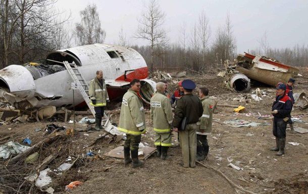Авиакатастрофа польского правительственного самолета Ту-154 произошла 10 апреля 2010 года под Смоленском. 