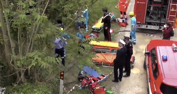 В результате аварии пострадали почти 40 человек, 2 из них – граждане Молдовы. 