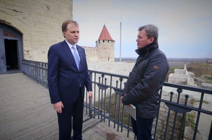 Forțele externe ar putea sufoca pur și simplu Transnistria și să creeze condiții pentru a-i expulza pe cetățenii ruși de aici”, s-a arătat convins Evgheni Șevciuk.