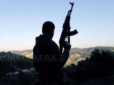 Militari "în retragere" se află între "pelerinii" răpiţi în Siria, anunţă Teheranul (Imagine: Mediafax Foto/AFP)