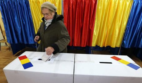 Ministrul de Externe din România, Teodor Meleşcanu, a declarat, marţi, că a cerut Biroului Electoral Central un temei legal pentru înfiinţarea a noi secţii de vot în diaspora.