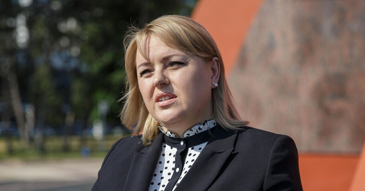 Fiica deputatei Lozovan: Mi-au spus că totul este bine cu mama.