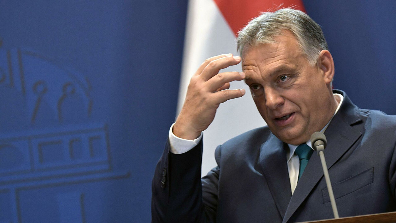СМИ: премьер Венгрии оказался в черном списке сайта "Миротворец".