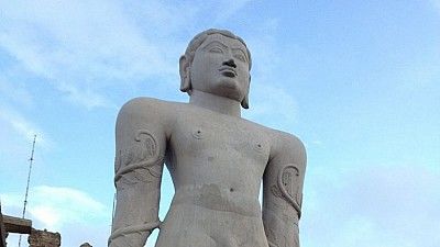 Festival în India: Hinduşii au vărsat lapte și au împrăștiat mirodenii 