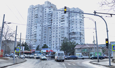 В 2018 году в Кишиневе новые светофоры установлены на трех перекрестках, что обошлось в 5 миллионов леев.