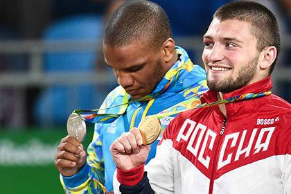 23-летний россиянин Давит Чакветадзе сталчемпионом ОИ-2016 в греко-римской борьбе в весовой категории до 85 кг.