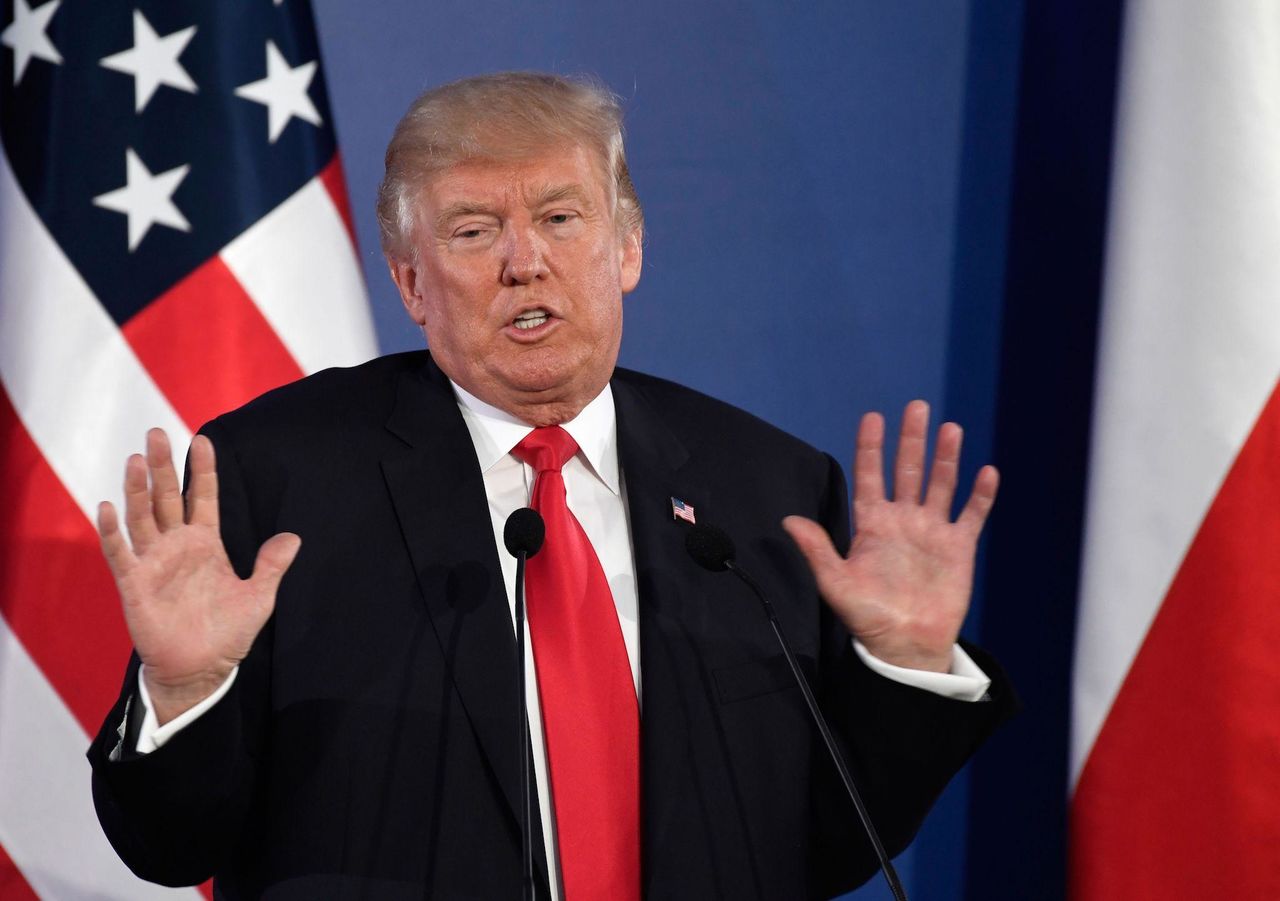 Трамп дал указание подготовить новый список продукции из КНР для введения пошлин.