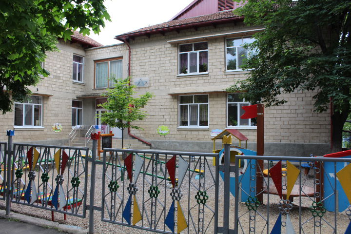 Grădinița din satul Zastânca, renovată cu sprijinul Guvernului României