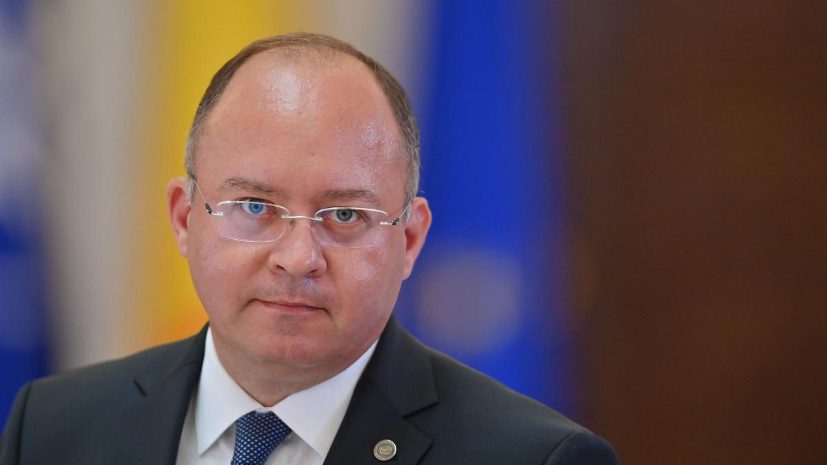 Ауреску: Власти Бухареста продолжают шаги по вступлению в Шенгенскую зону.