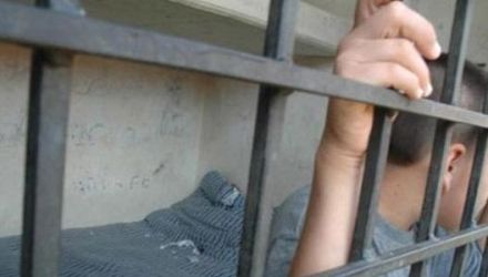 Aceștia au ajuns după gratii, după ce acum jumătate de an au ucis cu sânge rece un boschetar.
