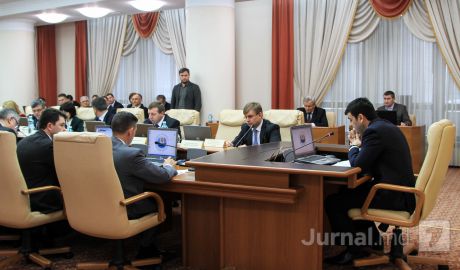 Cabinetul de miniştri condus de premierul Chiril Gaburici are zile numărate. Foto: jurnal.md
