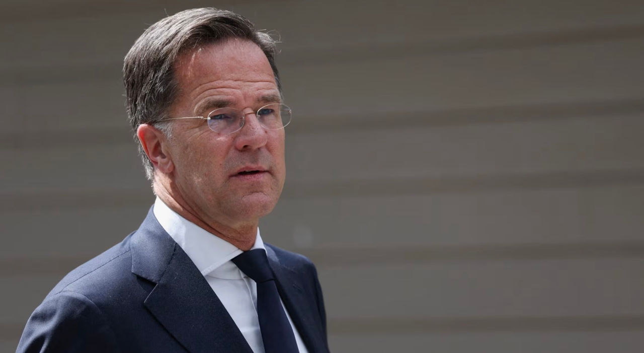 Rutte: Nu Rusia decide dacă pe teritoriul Ucrainei va fi dislocat un contingent străin.