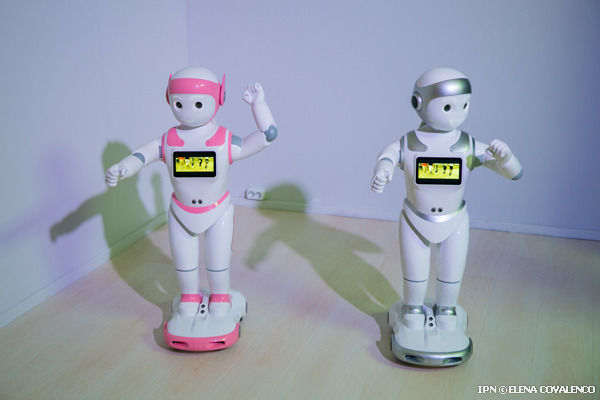 Более 30 роботов представлены на Innovatic Fest Roboshow.