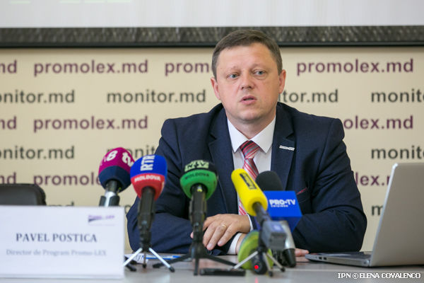 Глава наблюдательной миссии на выборах Павел Постикэ.