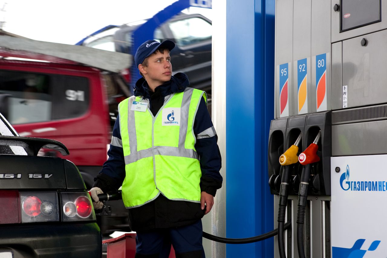 Сейчас на рынке нефти ее переизбыток.