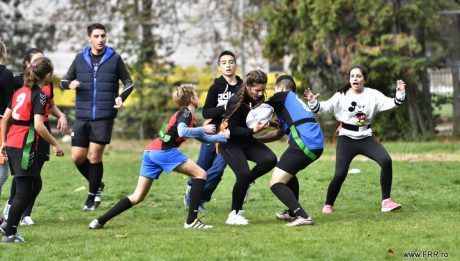 Profesorii de educația fizică ar putea fi încurajați financiar să promoveze Rugby-ul în școli. 