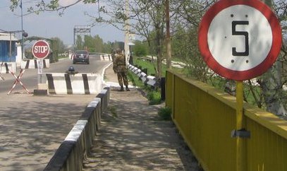 Если же приднестровский конфликт будет все же окончательно «разморожен», то Кишиневом (Брюсселем) в события будут вплетены совсем другие элементы, непохожие на те, что присутствовали в начале 90-х годов: некая национальная романтика, «борьба за территориальную целостность». 