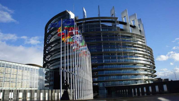 Socialiștii și Democrații europeni salută adoptarea noului sistem electoral de vot mixt. 