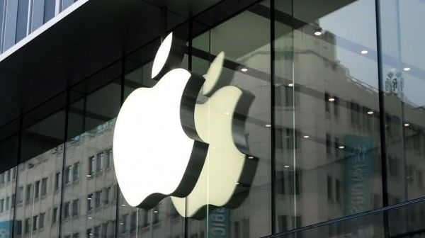 Apple сократит производство iPhone в 2017 году.