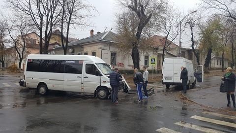 Виновника аварии предстоит определить полиции.
