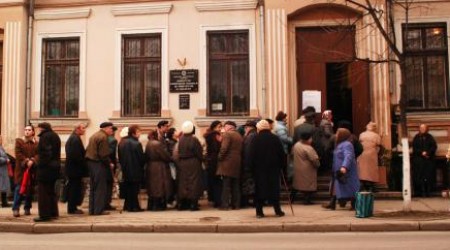 Лишив граждан компенсаций, депутаты заставили всех обосновывать свою нужду в поддержке государства.