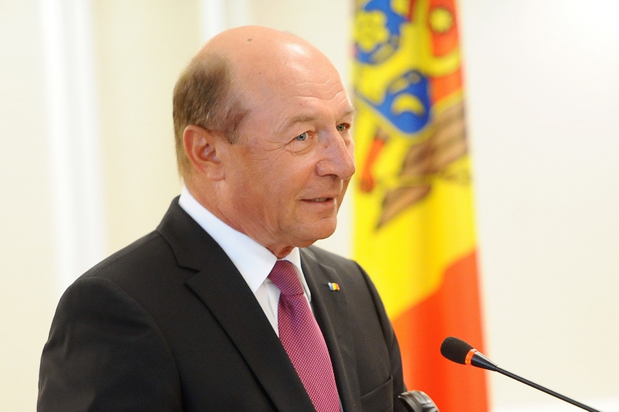 Траян Бэсеску после завершения мандата президента Румынии сможет стать в РМ советником, примаром, депутатом или членом правительства.