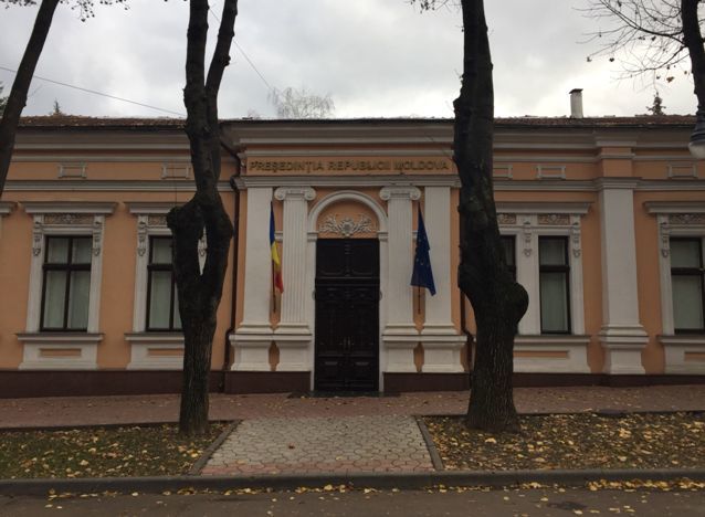 В резиденции президента появился новый советник.