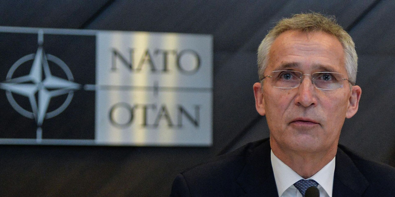 Столтенберг заявил, что арсеналы НАТО опустошены.