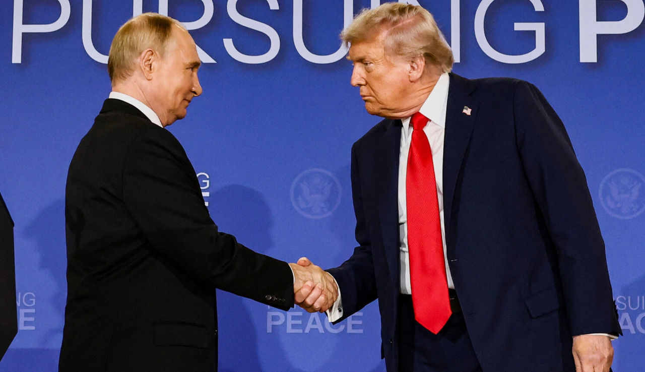 Trump i-a transmis lui Zelenski că Putin vrea să obțină întregul Donbas.