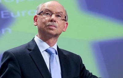 По словам Левандовского, украинские власти должны быстро начать переговоры с МВФ. Фото: euractiv.com