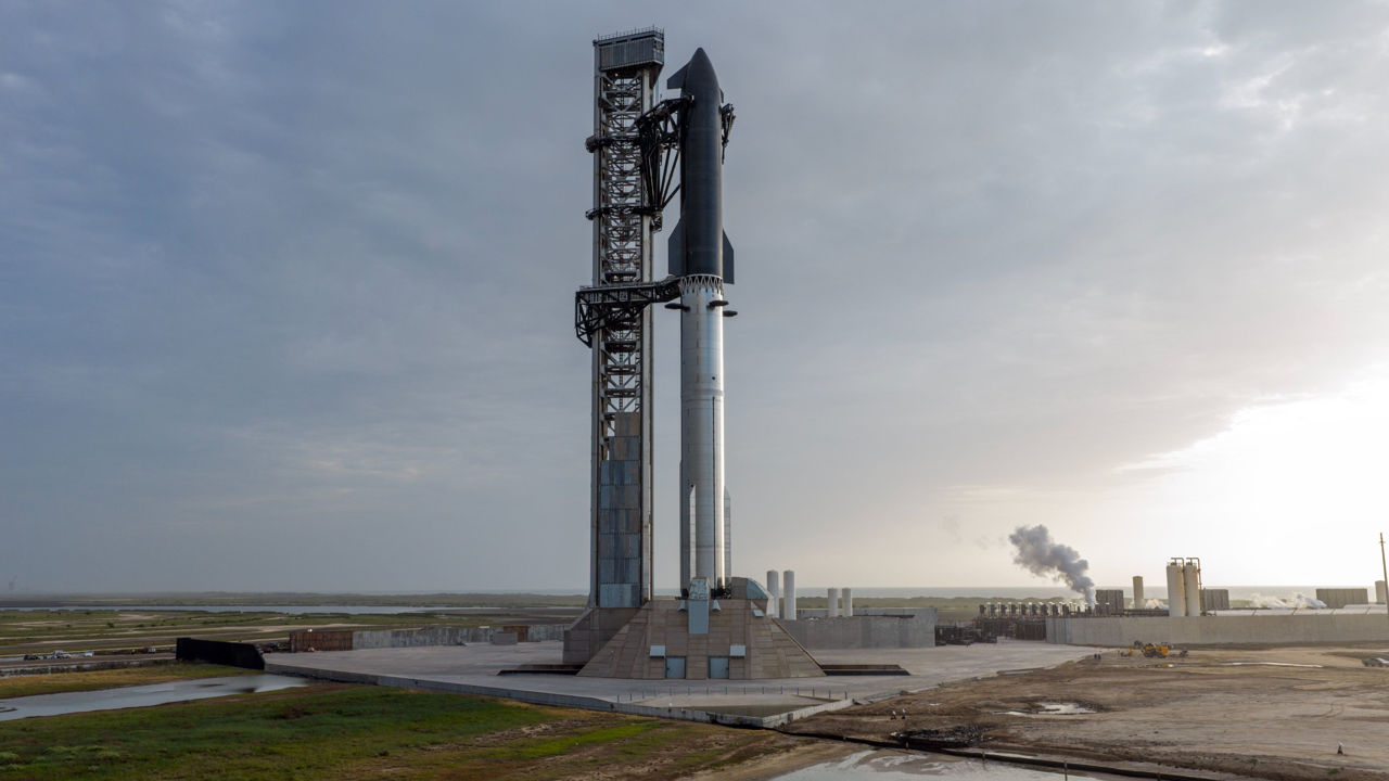 SpaceX отменила испытательный запуск корабля Starship за секунду до старта.