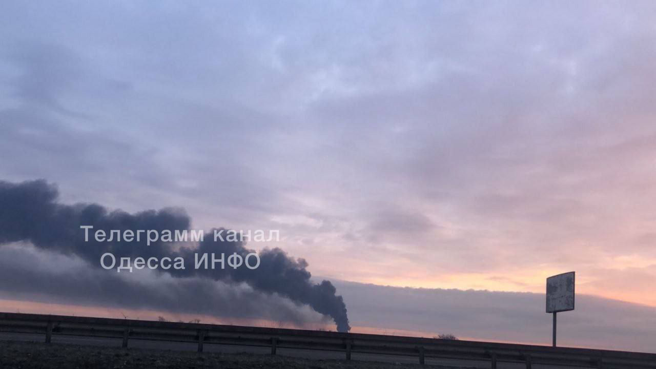 Вся Одесса и часть области остались без электричества "из-за аварии".