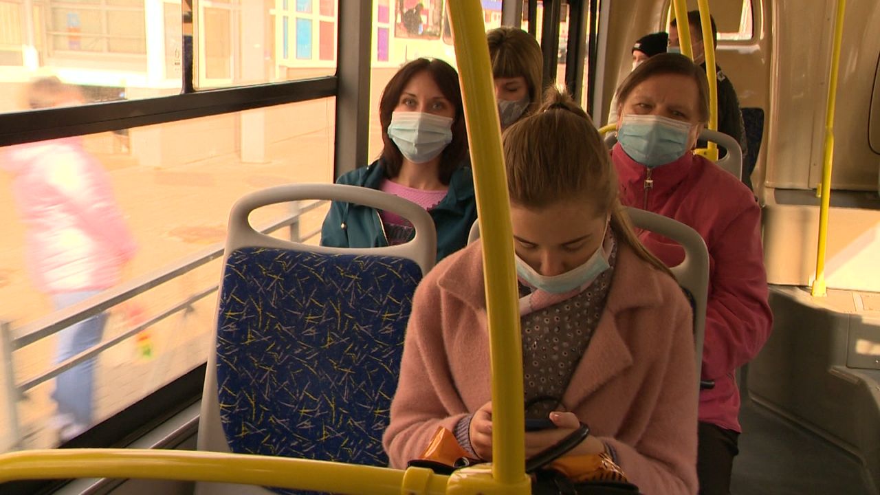 Названо место, где легче всего заразиться COVID-19.