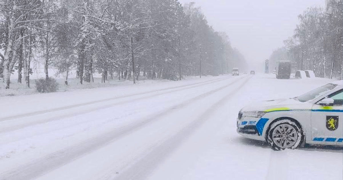 Traseele naționale sunt intens circulate: Poliția avertizează asupra condițiilor periculoase în trafic.