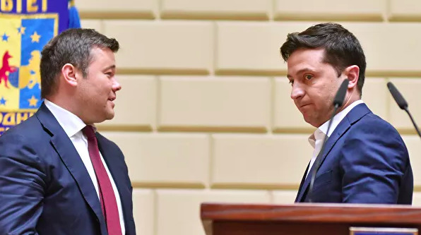 Зеленский уволил Богдана с должности главы офиса президента.