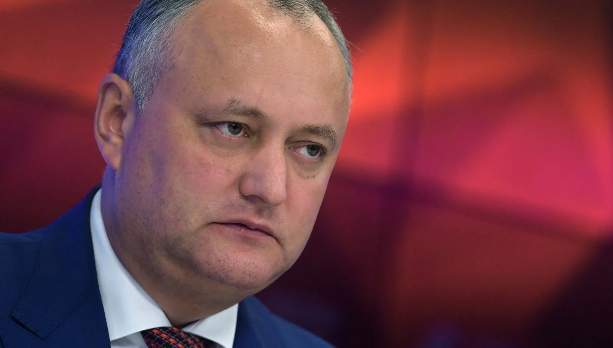 Додон: "Партнёры пообещали миллиард долларов. Где деньги, Майя?".