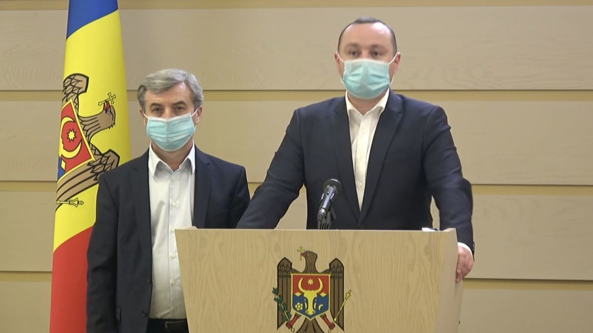 Социалисты инициируют дискуссии о роспуске парламента с лидерами фракций.