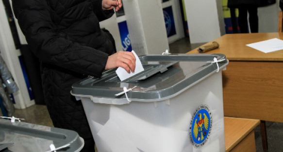Şi la Bucureşti s-au terminat buletinele de vot, după Londra și Bologna.