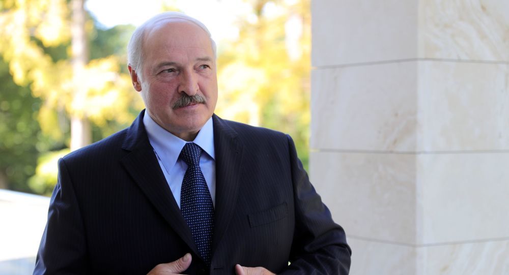 Киев связал заявления Лукашенко с российскими деньгами.