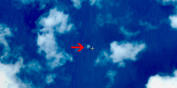 Martorii spun ca avionul nu parea sa mearga pe cursul obisnuit si ca se indrepta spre Marea de sud a Chinei.