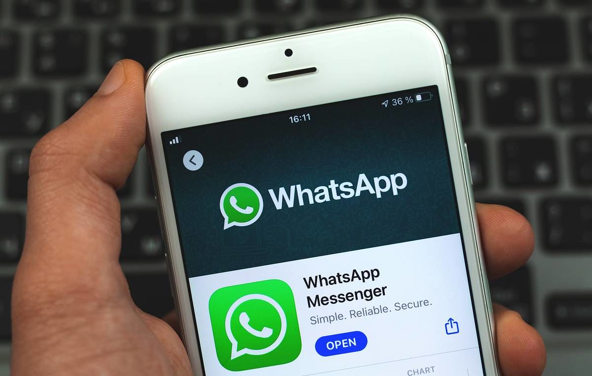 Шпионившую за президентами программу устанавливали через WhatsApp.