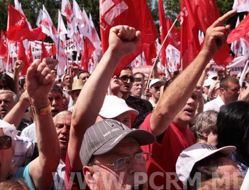 Oficialul a mai subliniat că protestele nu sunt o soluție pentru funcționarea unui sistem politic modern.