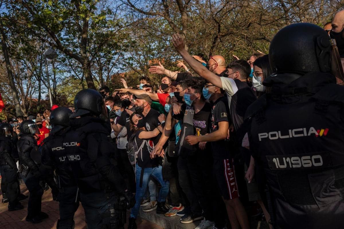 Число пострадавших на акции в Мадриде возросло до 35 человек.